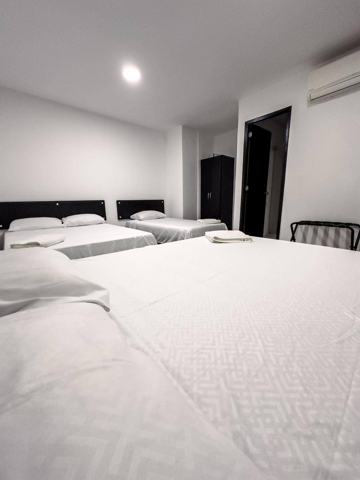 Cartagena Hotel Bazurto Plaza מראה חיצוני תמונה