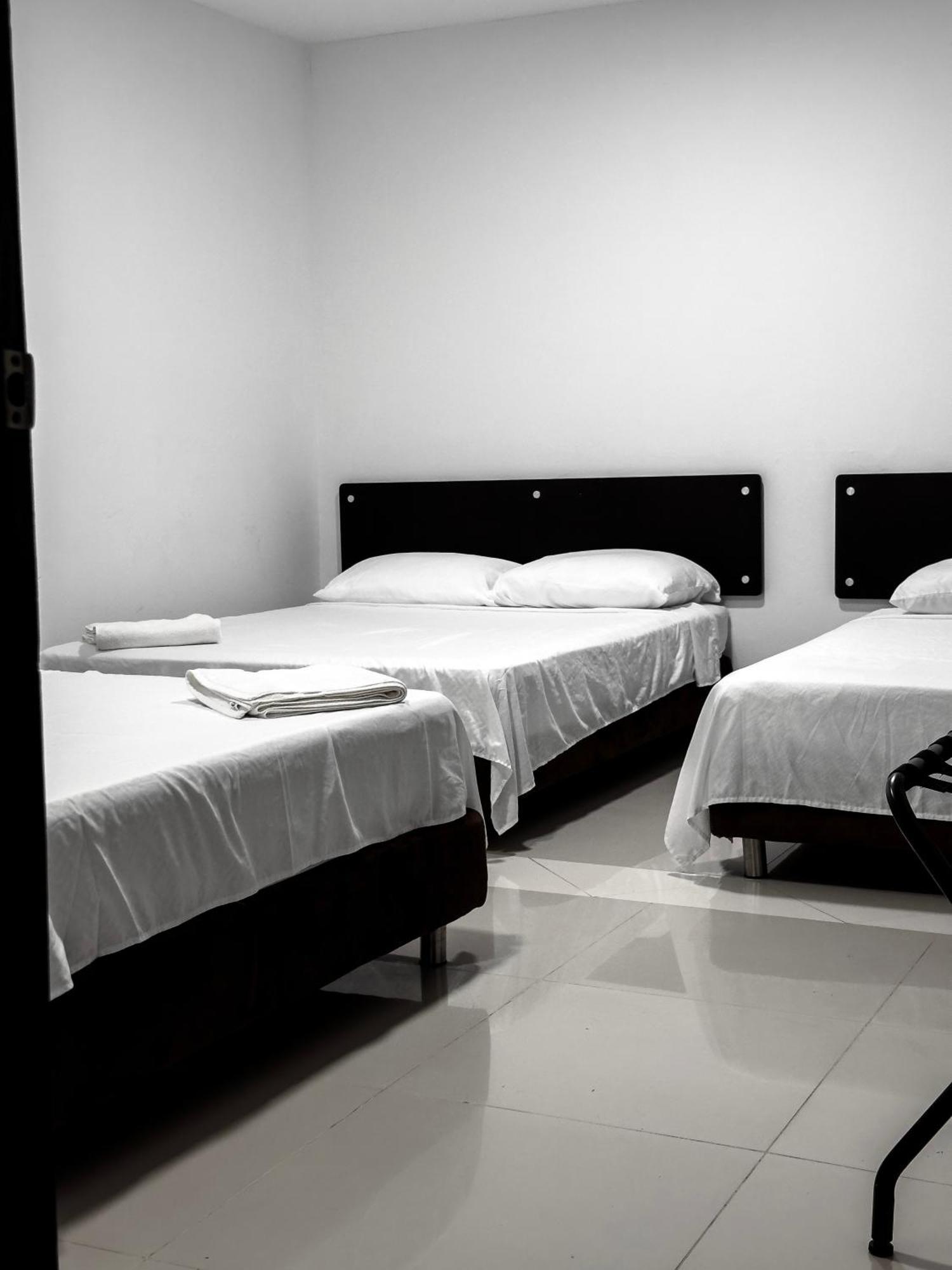 Cartagena Hotel Bazurto Plaza מראה חיצוני תמונה
