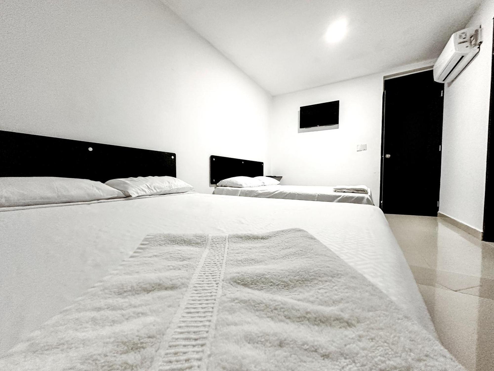 Cartagena Hotel Bazurto Plaza מראה חיצוני תמונה