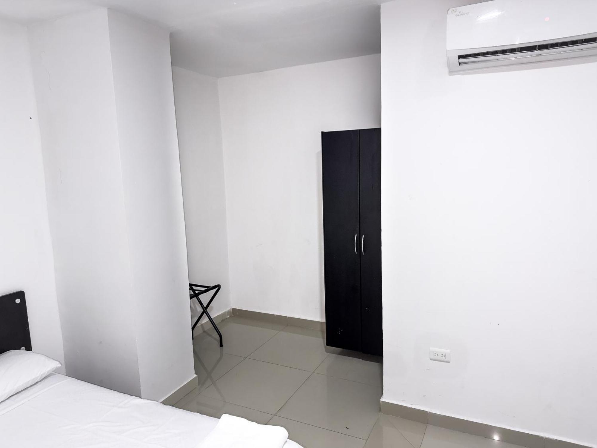 Cartagena Hotel Bazurto Plaza מראה חיצוני תמונה